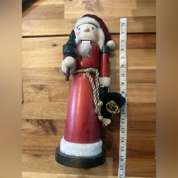 Santa Nutcracker /15” Tall - Picture 4 of 12